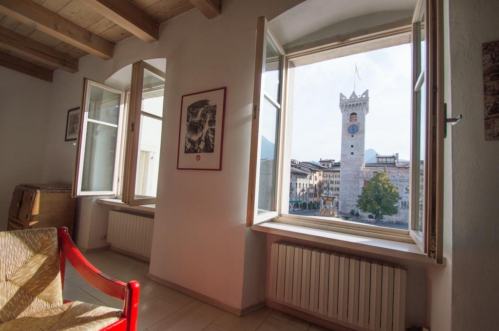 Scrigno Del Duomo Hotel Trento Bagian luar foto