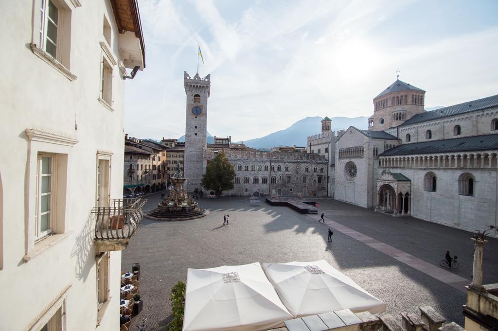 Scrigno Del Duomo Hotel Trento Bagian luar foto