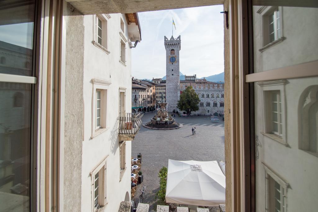 Scrigno Del Duomo Hotel Trento Bagian luar foto